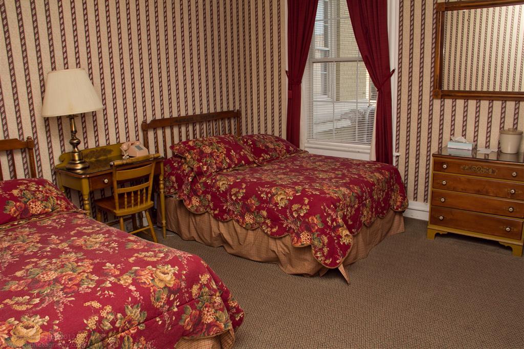 The Yankee Pedlar Inn Torrington Quarto foto